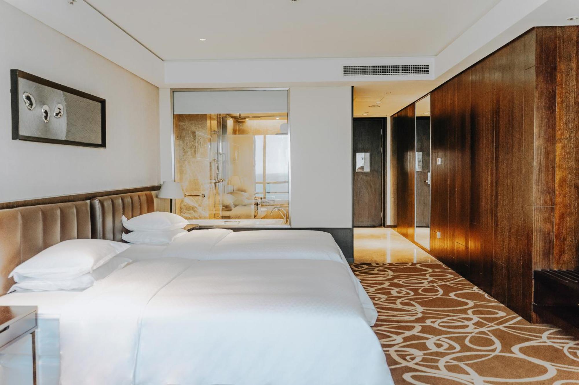 Four Points By Sheraton Qingdao, West Coast Kültér fotó